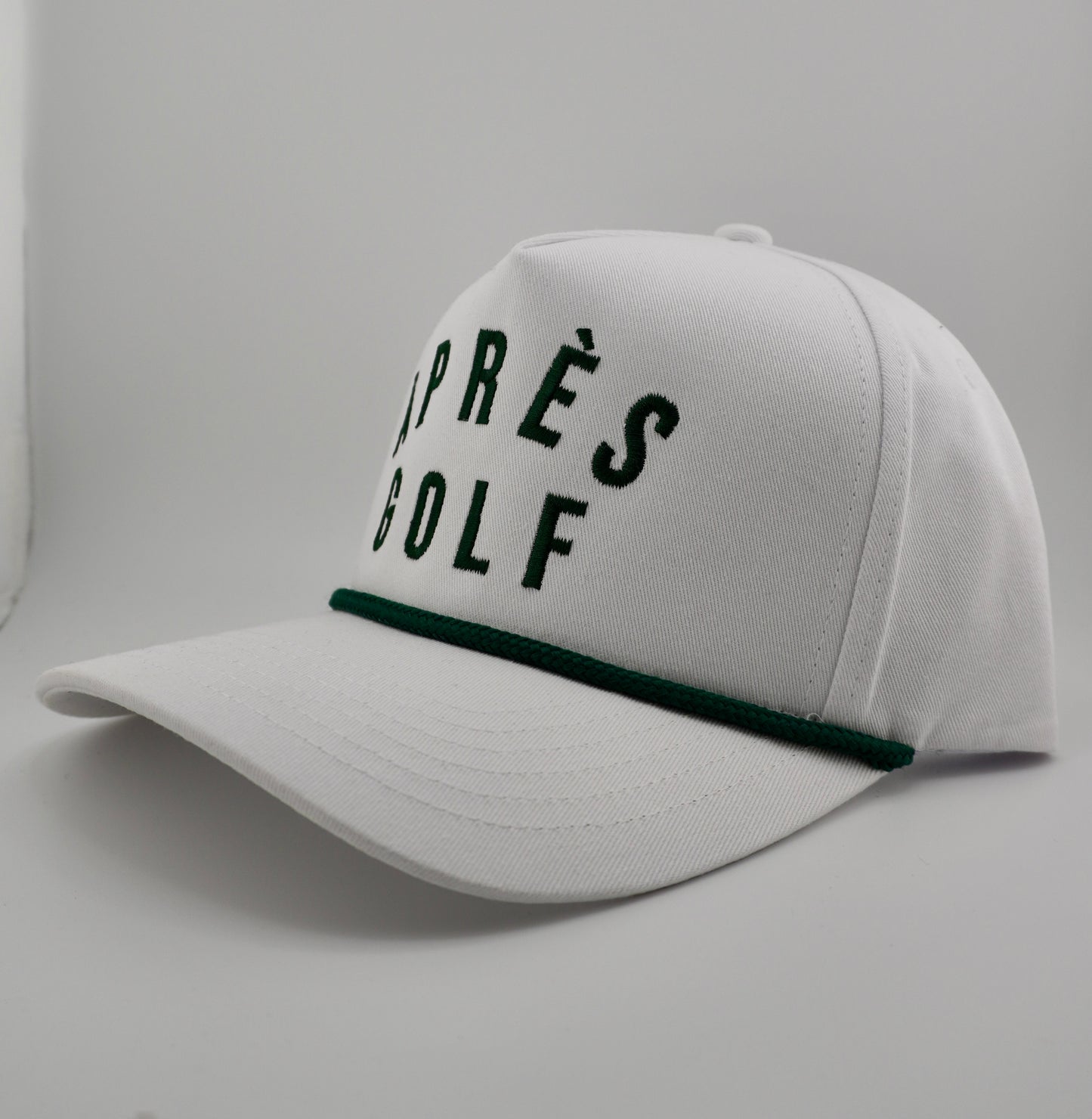 Après Golf Embroidered Linen Trucker Hat