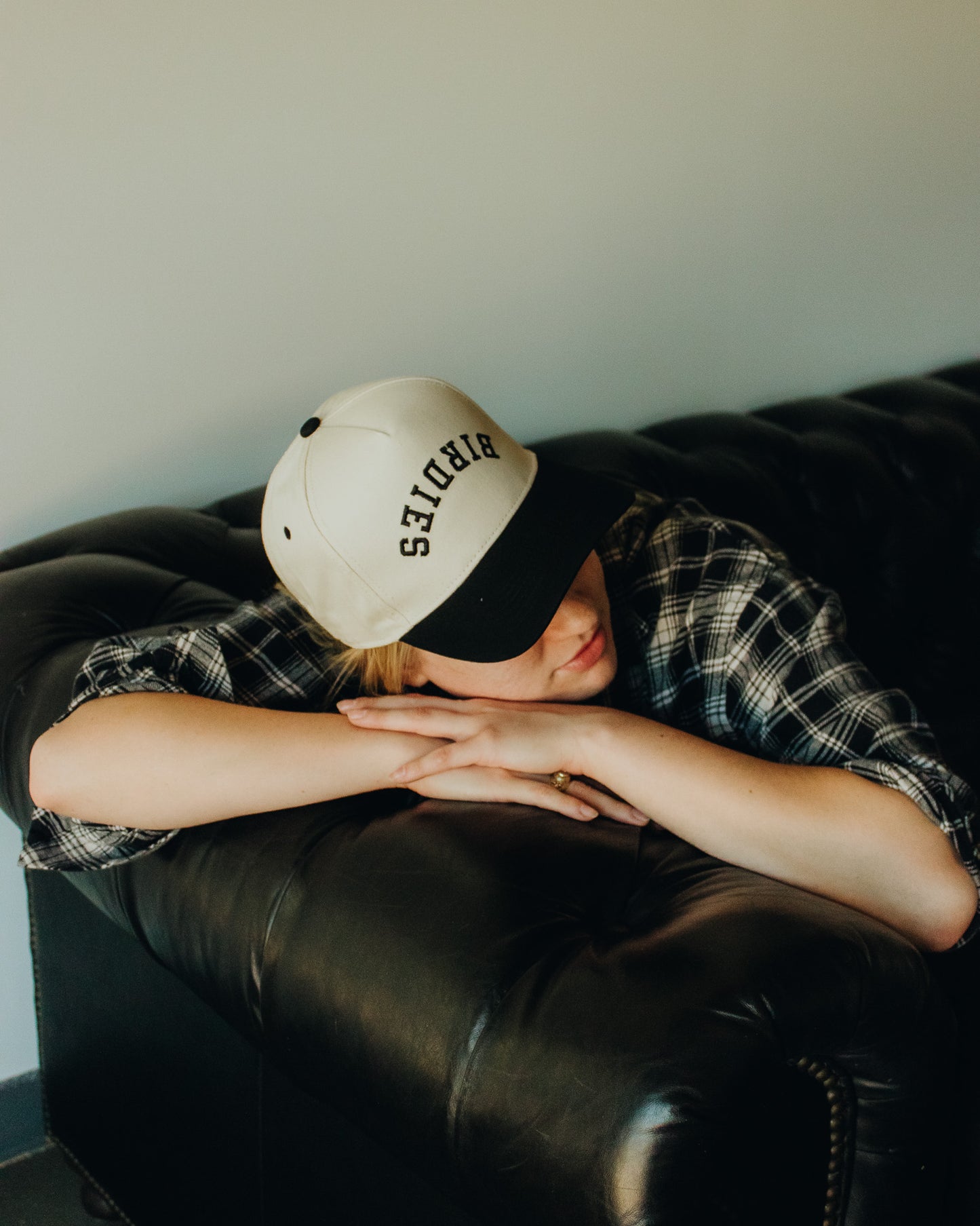 Birdies Embroidered Linen Trucker Hat